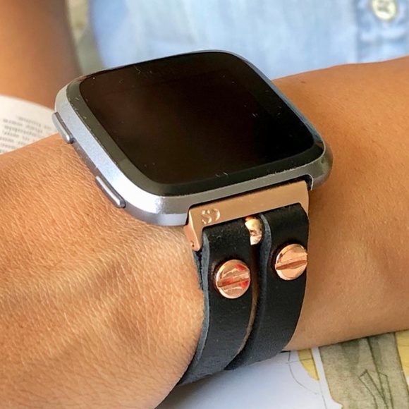 Versa Lite Watch Black Leather Straps Bracelet main image 4